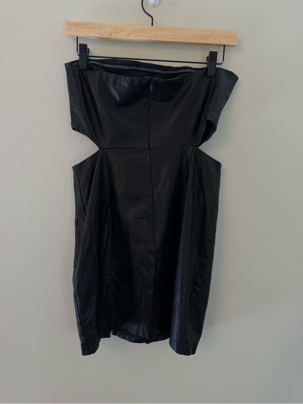 Amanda Uprichard Kloss Mini Dress Black Faux Leather Cutout Strapless S - Picture 6 of 8